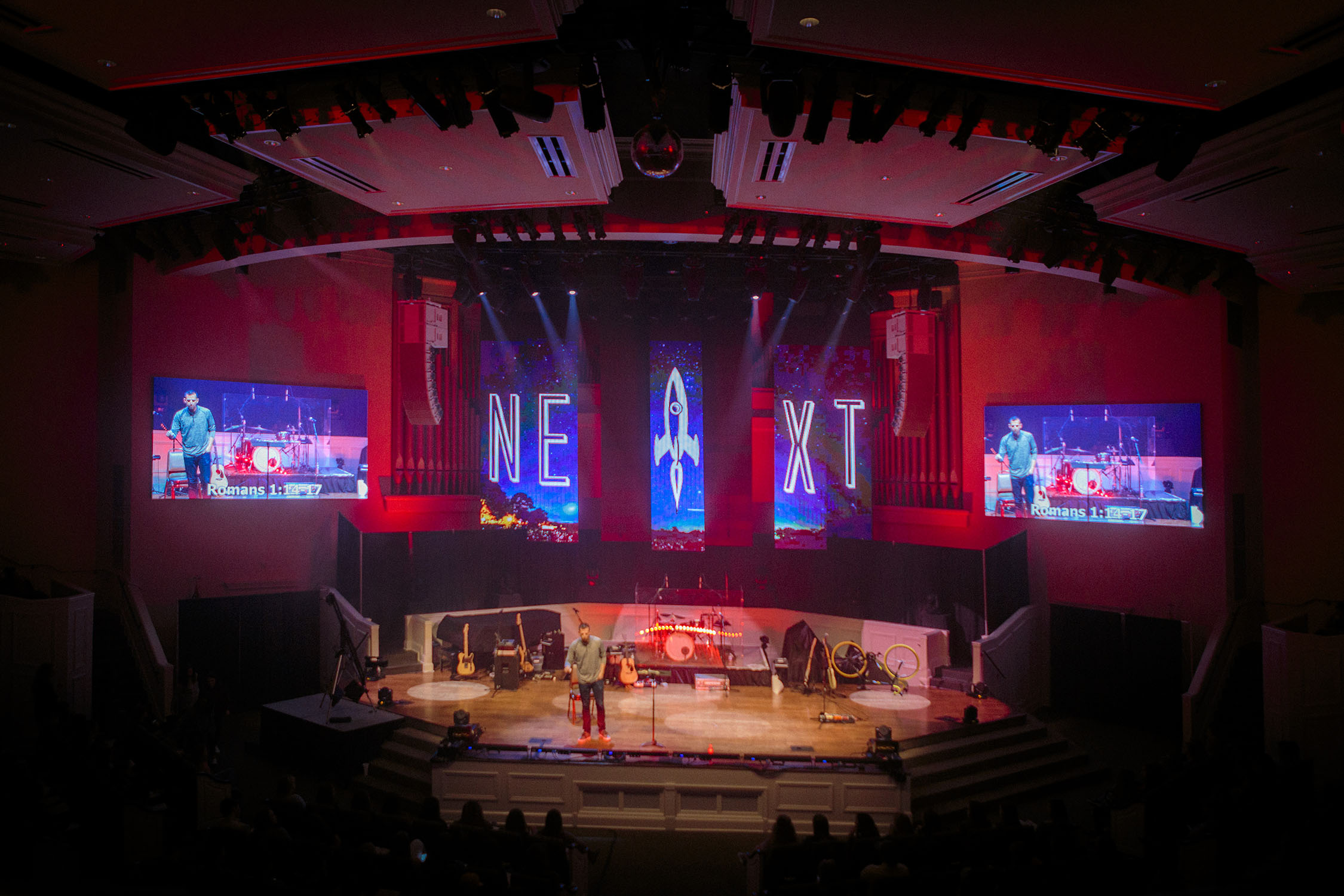 Avolites Sapphire Touch is the First Choice for First Baptist Church and S&L